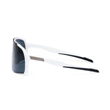 Gafas Enzo ES16. Blanco con lente polarizada gris.